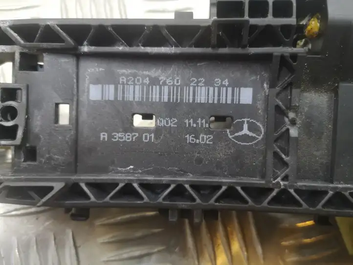 Mercedes-Benz E W212 (2009 - 2016) A2047602234 Наружная ручка двери — фото 2