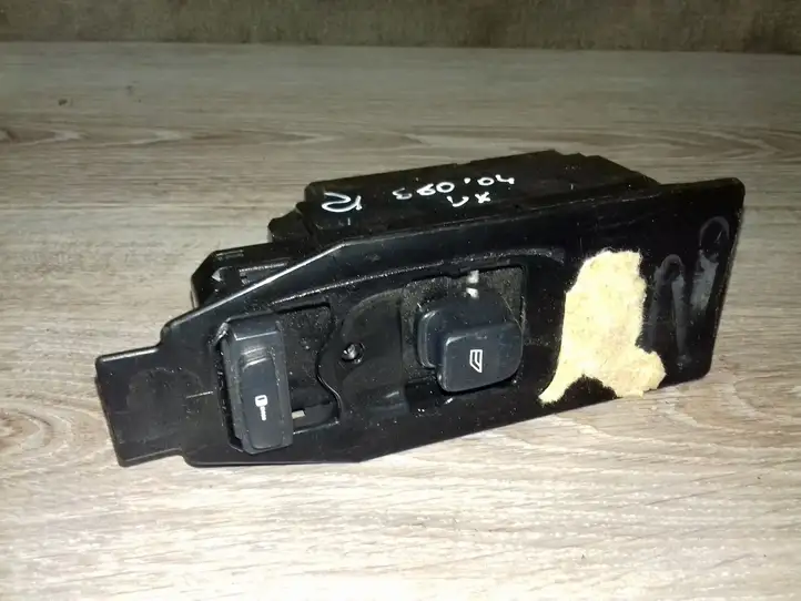 Volvo S60 (2000 - 2004) Кнопка стеклоподъемников — фото 1