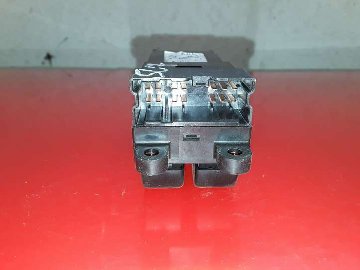 Subaru Outback (1998 - 2003)  83071AE021 Кнопка стеклоподъемников