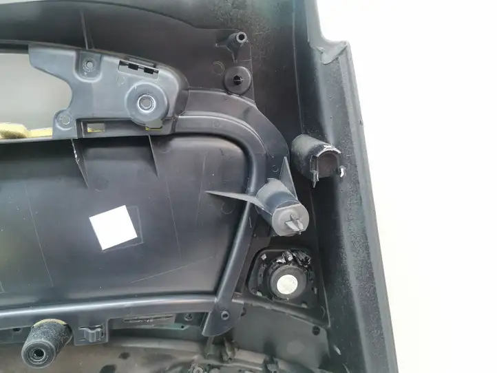Audi Q7 4L (2005 - 2009) 4L0867306 Обшивка задней двери — фото 4
