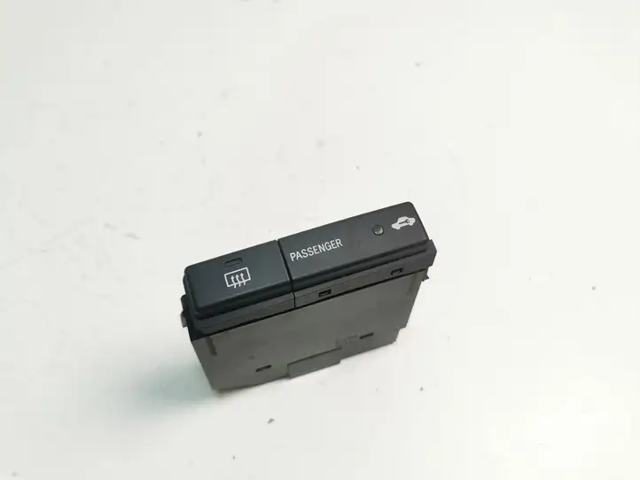 Toyota Avensis T250 (2006 - 2009) 8479005130 Кнопка обогрева стекла — фото 1