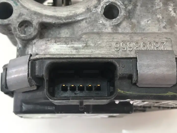 Ford Fiesta (2009 - 2012) 9673534480 Дроссельная заслонка — фото 7