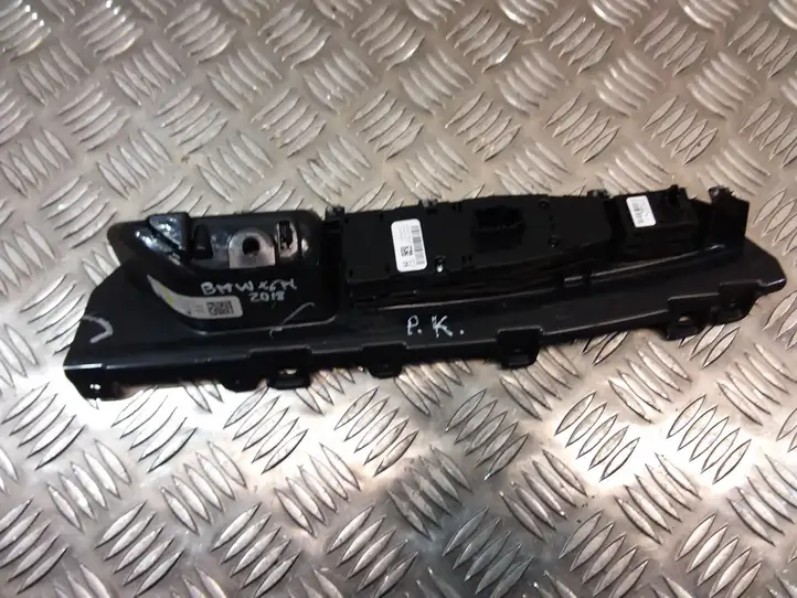 BMW X6 F16 (2014 - 2017) 936211601 Блок кнопок стеклоподъемников — фото 2