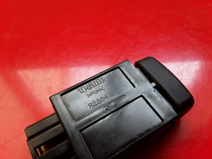 Citroen C-Crosser (2007 - 2013)  R2364 Включатель датчиков парковки