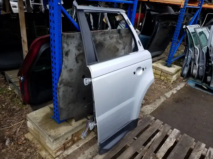 Land Rover Range Rover Sport L320 (2005 - 2009) OEM Задняя дверь — фото 2