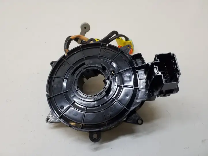 Jeep Cherokee (2013 - 2017) 17002690 Контактное кольцо SRS — фото 3