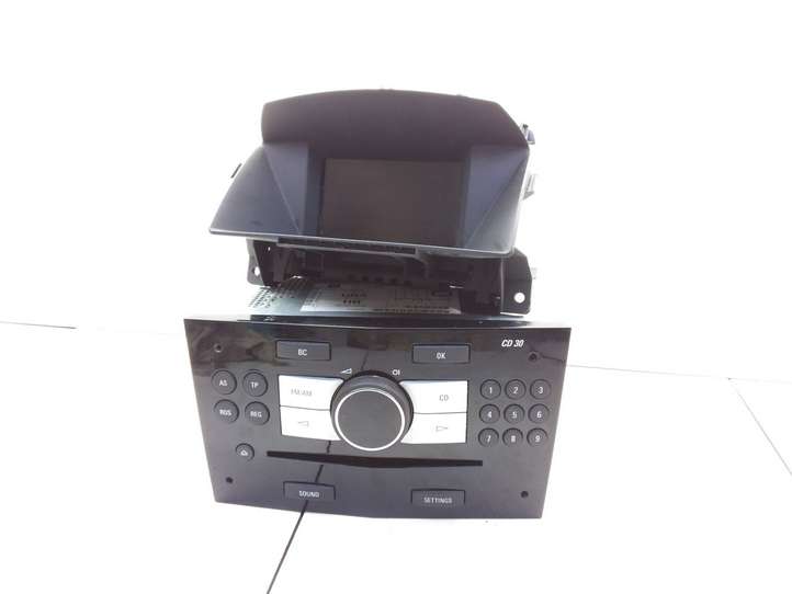 Opel Zafira (2006 - 2008)  13301077 Радио/ проигрыватель CD/DVD / навигация