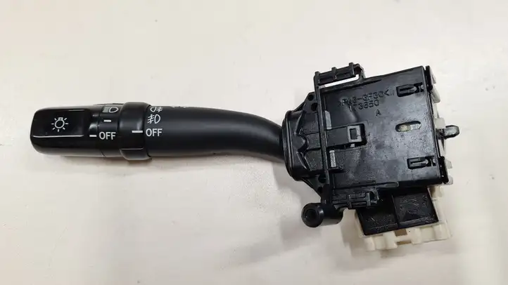 Toyota Corolla Verso AR10 (2004 - 2009) 8414005110 Подрулевой переключатель — фото 1