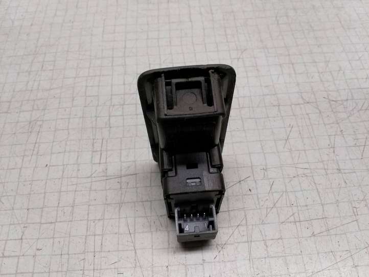 Volkswagen Transporter-Caravelle (2003 - 2009)  7E0959855D Кнопка стеклоподъемников