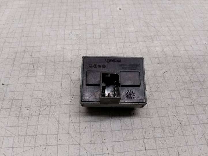 Volkswagen Transporter-Caravelle (2003 - 2009)  7E0959855A Кнопка стеклоподъемников