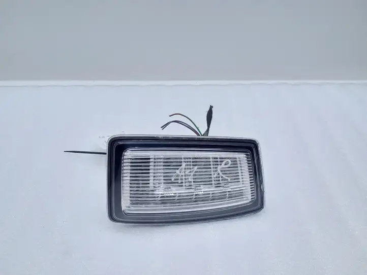 Audi A1 (2010 - 2014) 8X0945096 Задний фонарь в крышке багажника — фото 1