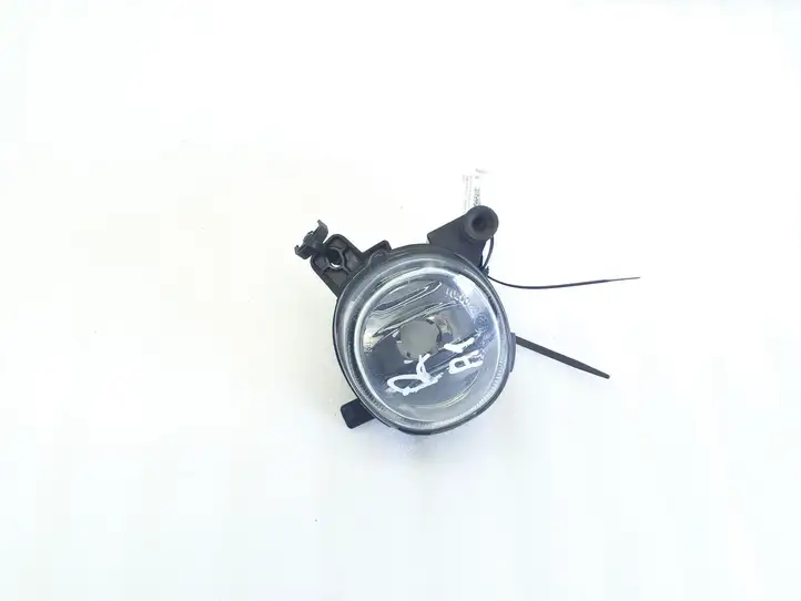 Audi A1 (2010 - 2014) 89205622 Передняя противотуманная фара — фото 1