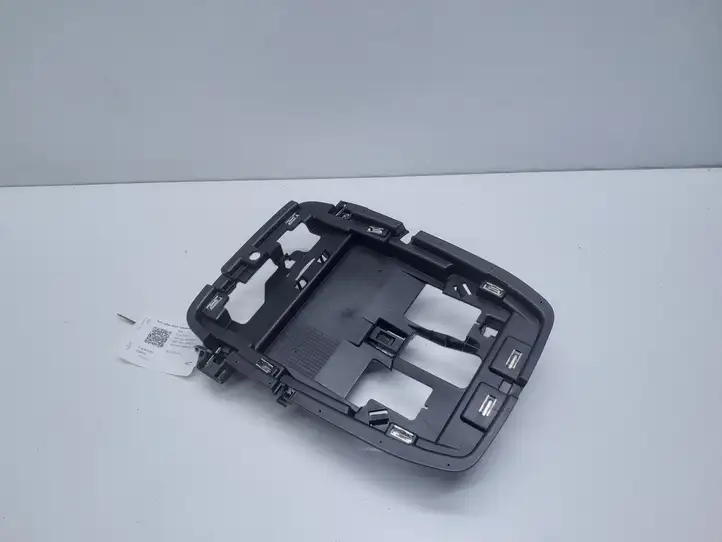 Opel Corsa F (2019 - ) 9820792080 Прочие детали салона — фото 1