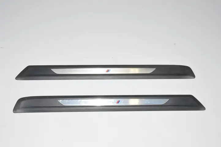 BMW M4 F82 F83 (2014 - 2020) Накладка порога — фото 1