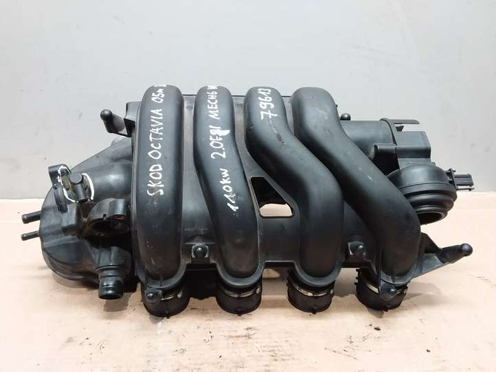 Skoda Octavia Mk2 (1Z) (2004 - 2013)  06F133210M Впускной коллектор