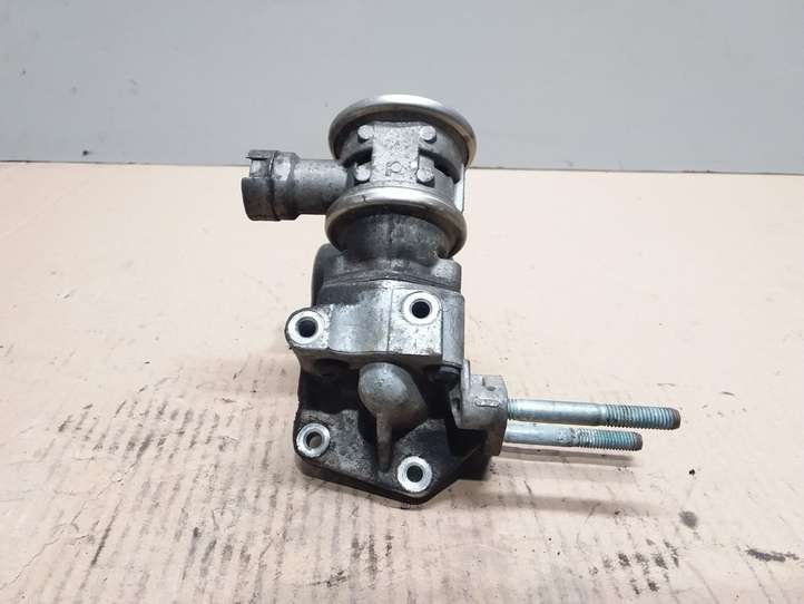 Audi A3/S3 8P (2003 - 2005)  06A131166E Клапан EGR