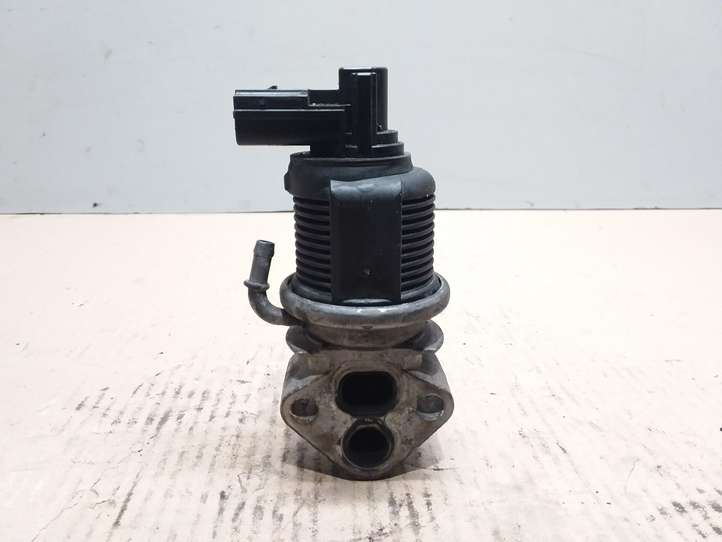 Audi A3/S3 8P (2003 - 2005)  06A131501J Клапан EGR