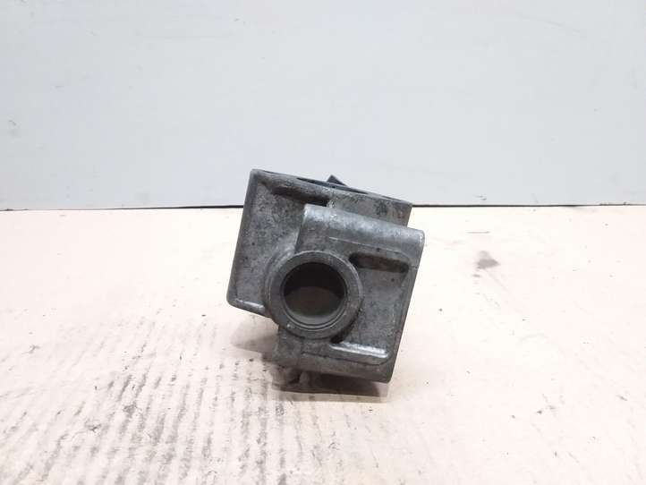 Opel Vectra (2005 - 2009)  55204250 Клапан EGR