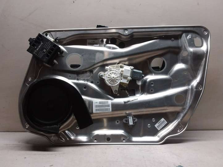 Mercedes-Benz C W204 (2007 - 2014)  A2048702026 Передний комплект электрического механизма для подъема окна