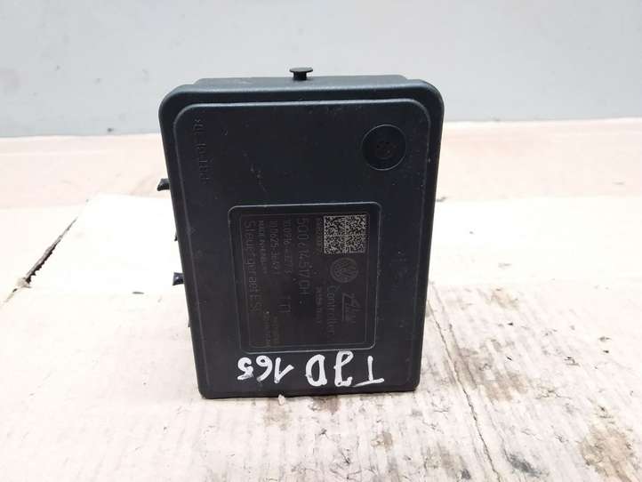 Volkswagen PASSAT B8 (2015 - )  5Q0614517CH Блок ABS