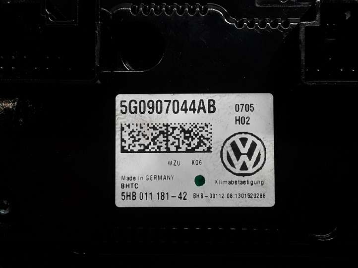 Volkswagen Golf VII (2013 - 2019)  5G0907044AB Блок управления кондиционера воздуха / климата/ печки (в салоне)