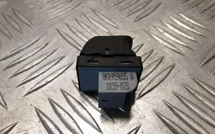 Audi A4 allroad (2009 - 2011)  8K0959855A Кнопка стеклоподъемников