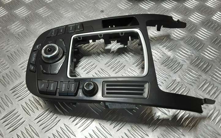 Audi A4 allroad (2009 - 2011)  8T1035666A Радио/ проигрыватель CD/DVD / навигация