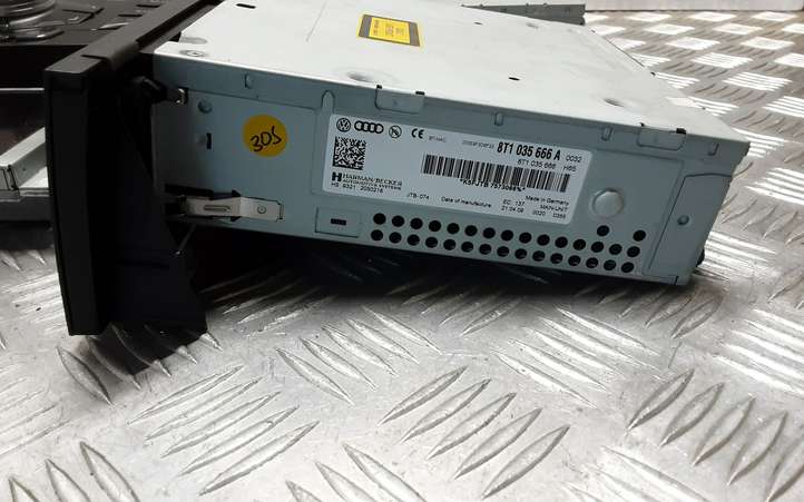 Audi A4 allroad (2009 - 2011)  8T1035666A Радио/ проигрыватель CD/DVD / навигация