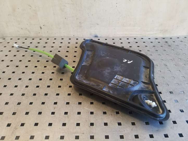 Audi A5 (2007 - 2011)  8T0837916B Другая деталь отделки пере́дней дверей