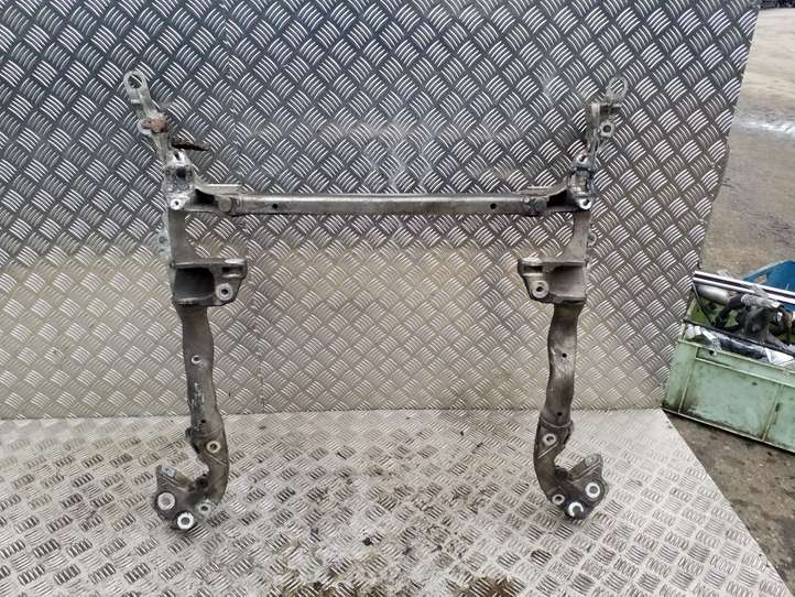 Audi A5 (2007 - 2011)  8T0399315F Передняя траверса