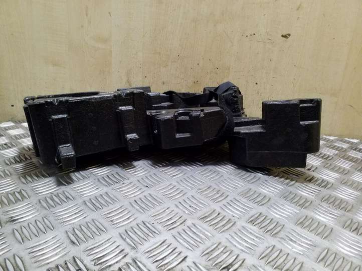 Audi Q7 (2005 - 2009)  4L0012112C Ящик для вещей