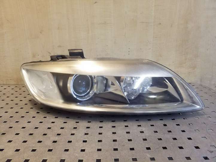 Audi Q7 (2005 - 2009)  4L0941004D Передняя фара