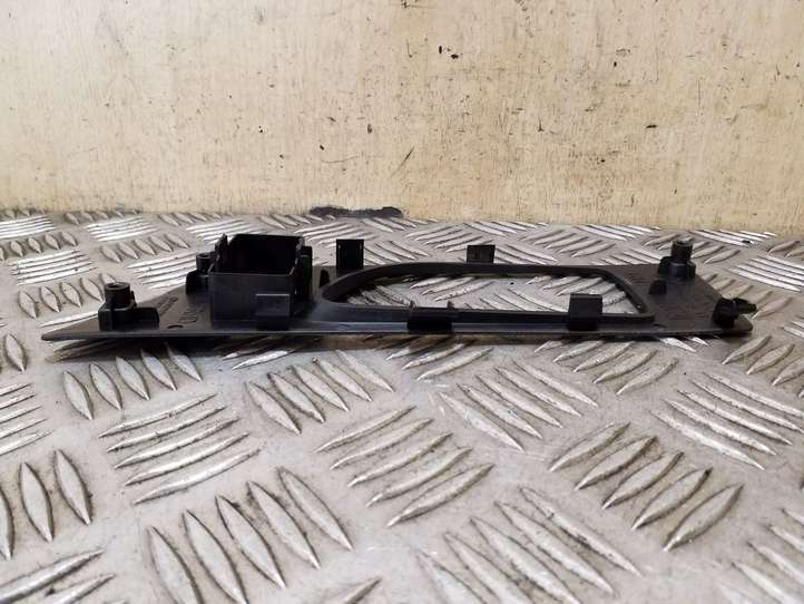 Subaru Outback (2009 - 2014)  94236AJ040 Другая деталь отделки пере́дней дверей