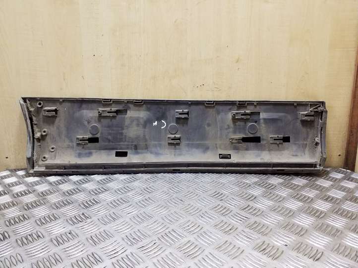 Audi Q7 (2005 - 2009)  4L0853969EE  Отделка дверей (молдинги) задней двери