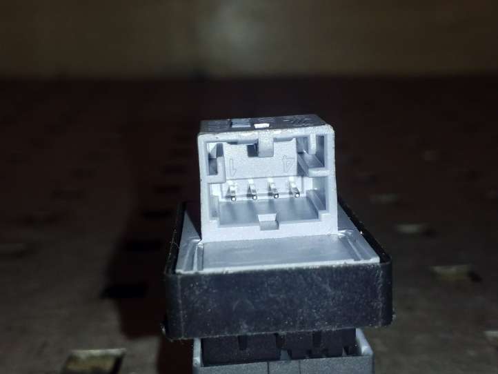 Audi Q7 (2005 - 2009)  4F0959855A Кнопка стеклоподъемников