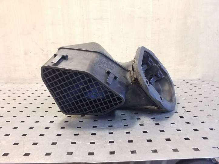 Audi Q7 (2005 - 2009)  7L0819049A Деталь (детали) канала забора воздуха