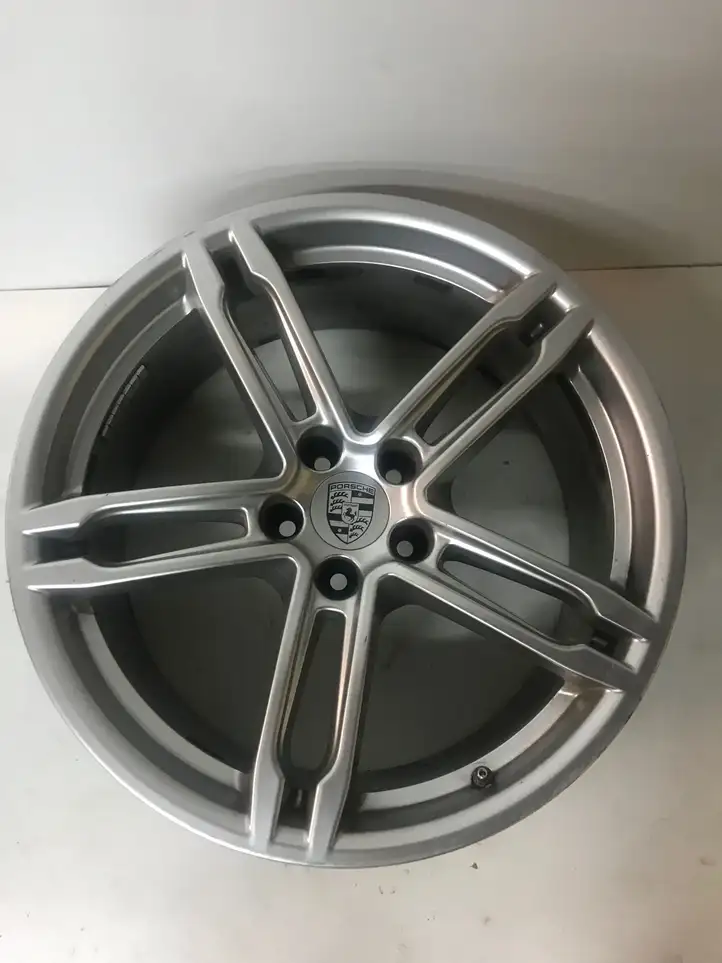 Porsche Macan (95B) (2014 - 2018) 9JX19H2 Легкосплавный колесный диск R19 — фото 1