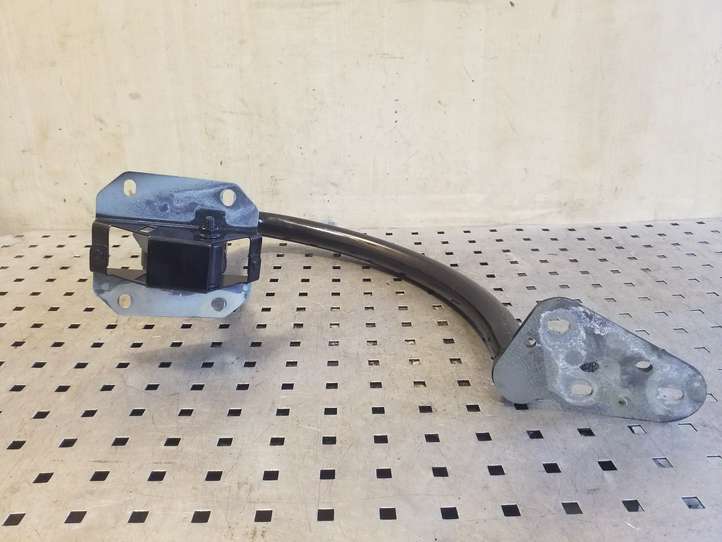 Audi A5 (2007 - 2011)  8T0827301B Петля (петли) задней крышки
