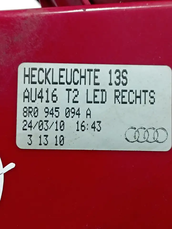 Audi Q5 SQ5 (2008 - 2012) 8R0945094A Задний фонарь в крышке багажника — фото 3