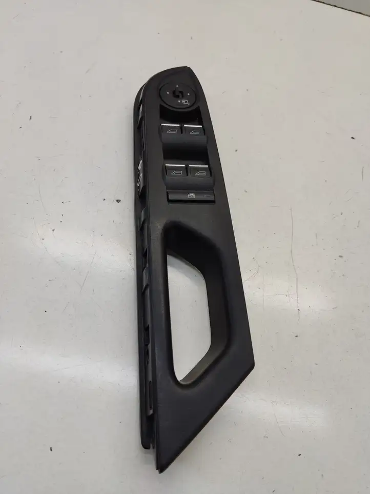 Ford B-MAX (2012 - 2018) 3S010109289 Кнопка стеклоподъемников — фото 1