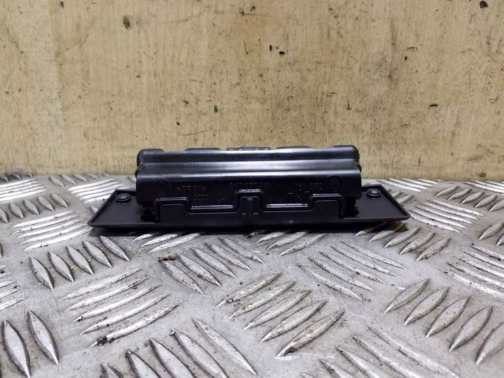 Audi A5 (2007 - 2011)  8K0857961 Задняя пепельница