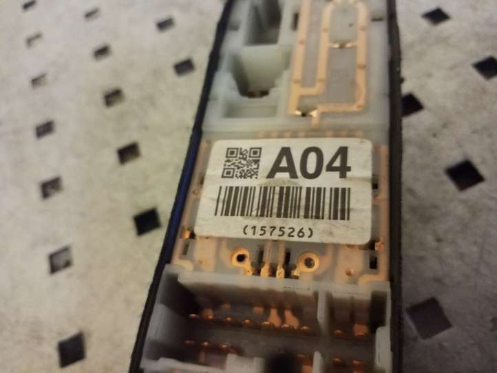 Subaru Outback (2009 - 2014)  157526 Кнопка стеклоподъемников