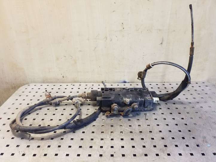 Subaru Outback (2009 - 2014)  26002AJ011 Модуль управления ручным тормозом