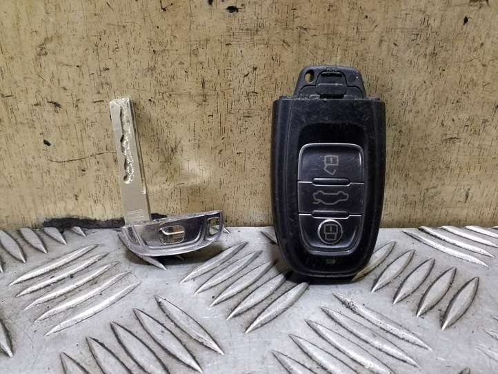 Audi A5 (2007 - 2011)  8T0959754D Ключ / карточка зажигания