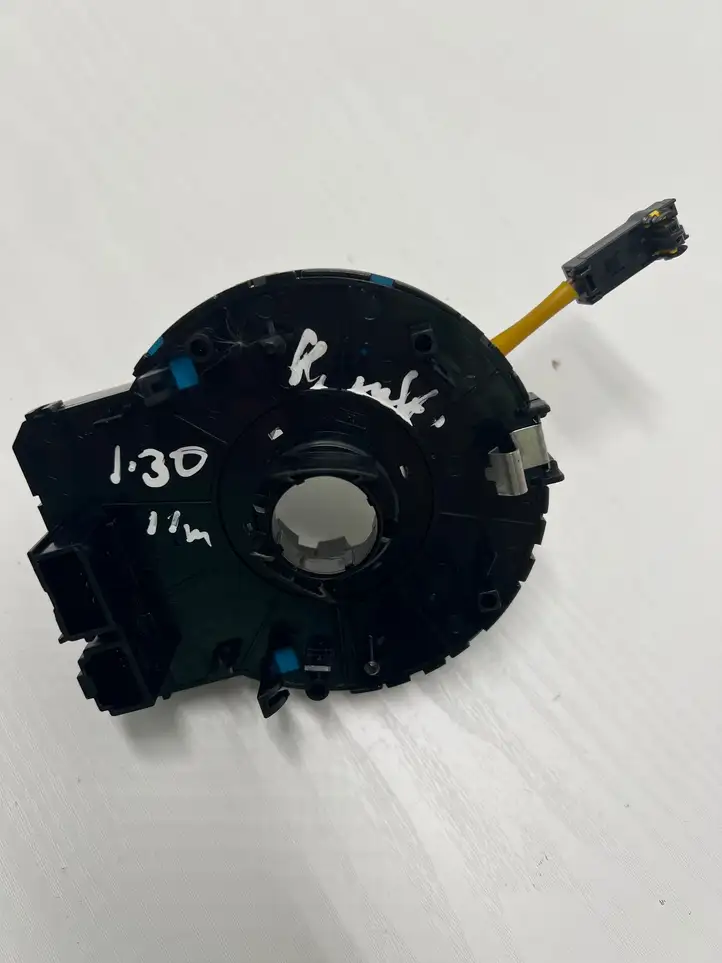 Hyundai i30 (2007 - 2012) MFC2 Контактное кольцо SRS — фото 2
