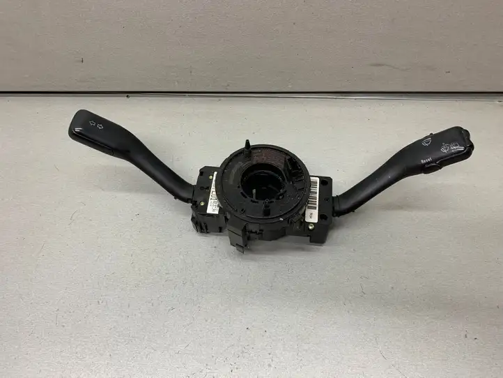 Volkswagen PASSAT B5.5 (2001 - 2005) 8L0953513G Контактное кольцо SRS — фото 1
