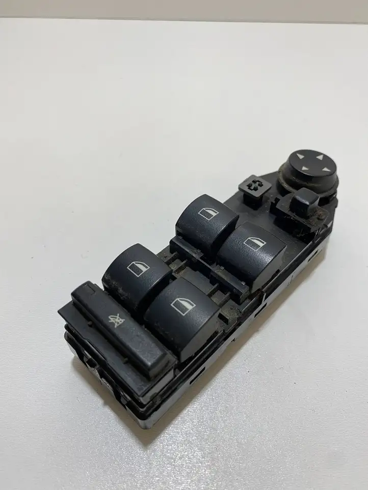BMW 5 E60 E61 (2004 - 2010) 6951925 Кнопка стеклоподъемников — фото 1