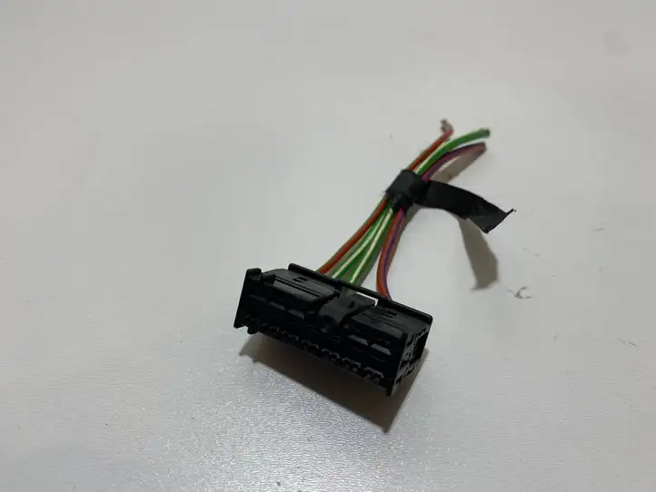 BMW 5 E60 E61 (2004 - 2010) 6906564 Прочая электропроводка — фото 1
