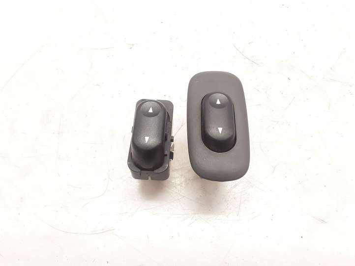 Mazda Tribute (2004 - 2007)  YF1T14529ABJADS Кнопка стеклоподъемников