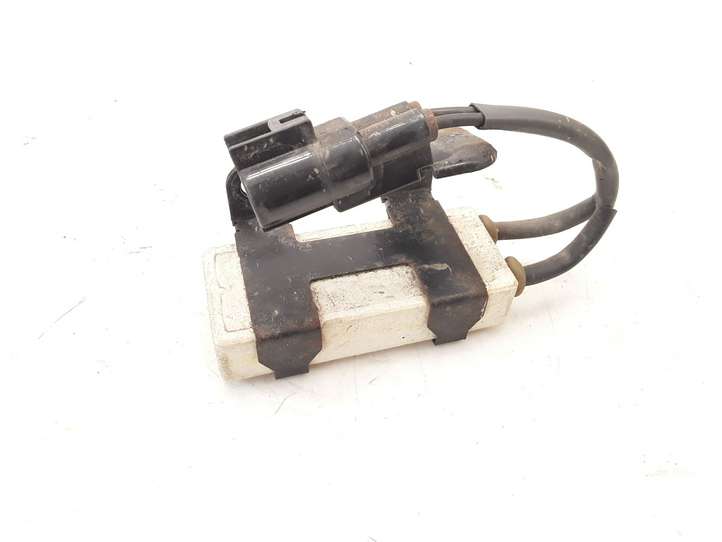 Toyota Yaris (2005 - 2009)  2468102851 Реле вентилятора охлаждения
